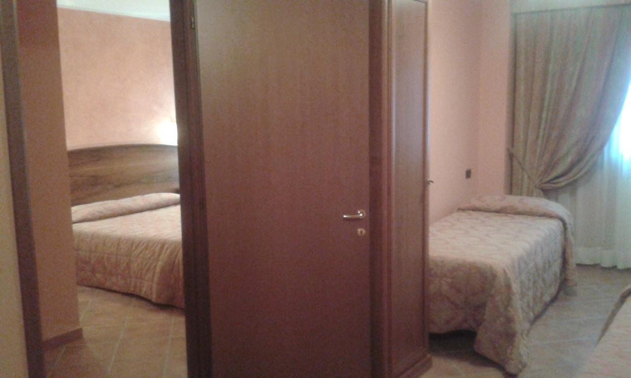 Hotel Cristallo チェッレート・ラーギ 部屋 写真
